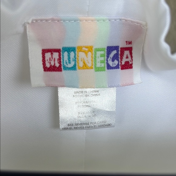 Charming White Kids Formal Dress with Bow Accent - Picture 11 of 16